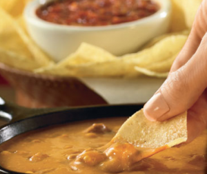 free-chilis-chips-queso