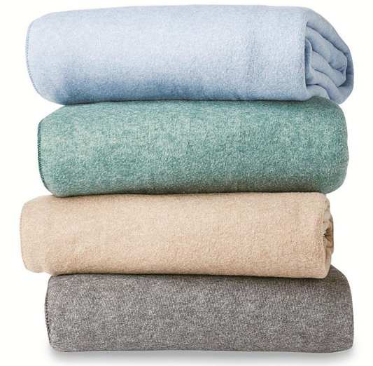 5.59 (Reg 15) Colormate Fleece Blanket + Free Pickup