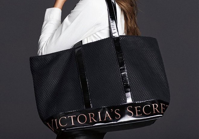free victoria u0026 39 s secret weekender bag with  85 purchase   78 value