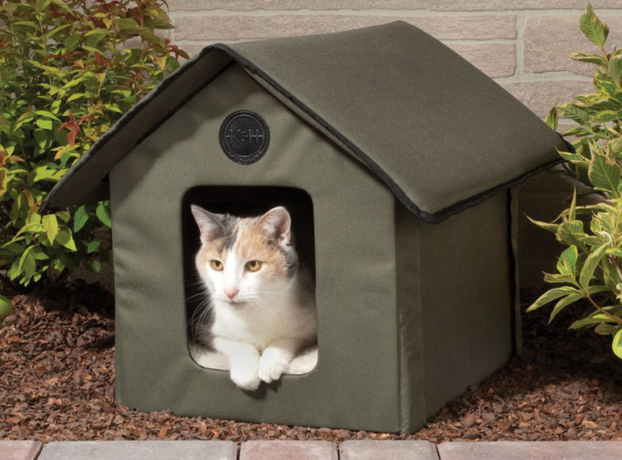$35.37 (Reg $116) Heated Outdoor Kitty House + FREE Shipping (BEST Price!)
