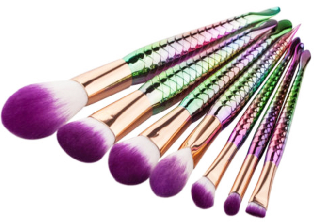 Mermaid Makeup Brush Set (7-Piece) for ONLY $7.99 + FREE Shipping