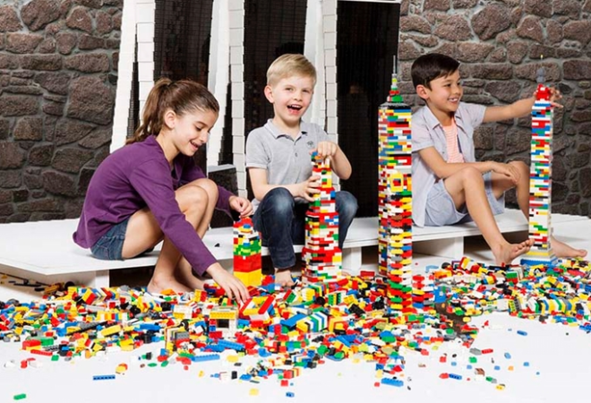 LEGO Building Bricks Assortment 400-Pieces ONLY $19.99 + FREE Shipping (Reg $30)