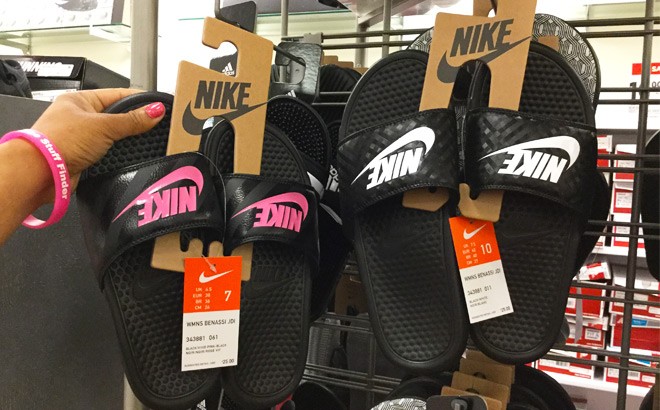 nike slides $20