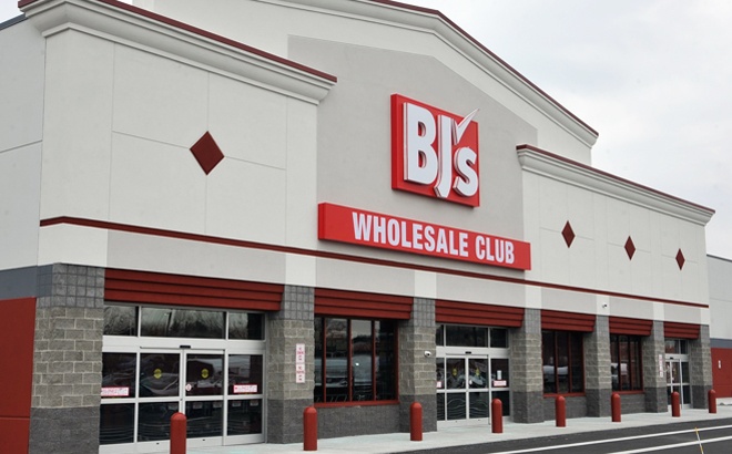 BJ's Wholesale Club Store Front