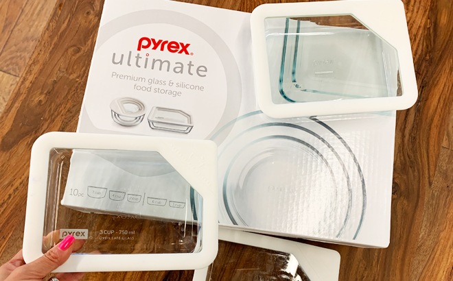 GIVEAWAY!  Win FREE Pyrex TODAY! - Premium Edition Set (24 Hour Giveaway)