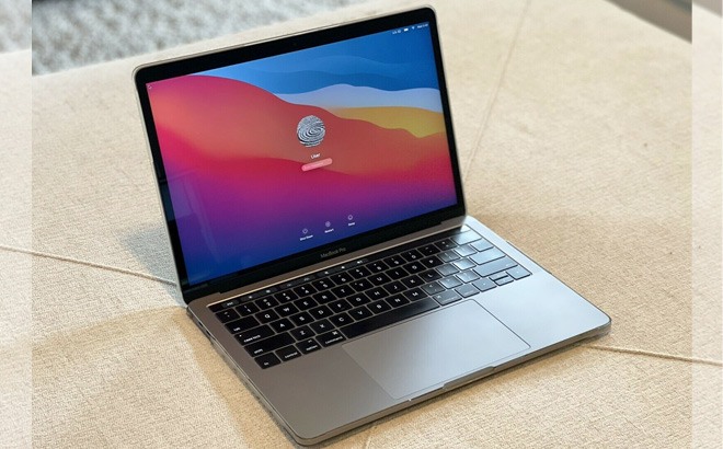 Apple MacBook Pro 13.3-Inch Laptop $200 Off! (RARE!)