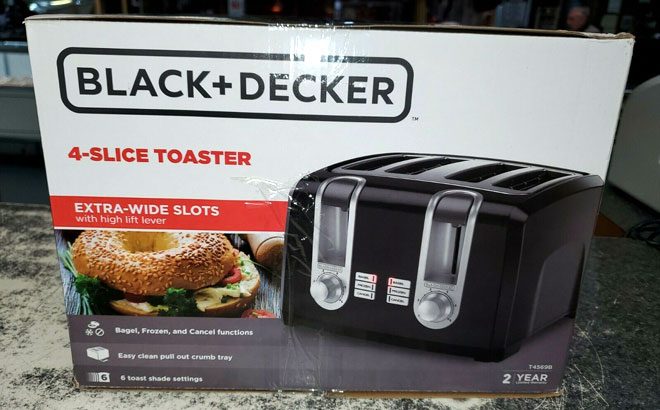 Black+Decker 4-Slice Toaster $36 (Reg $70)