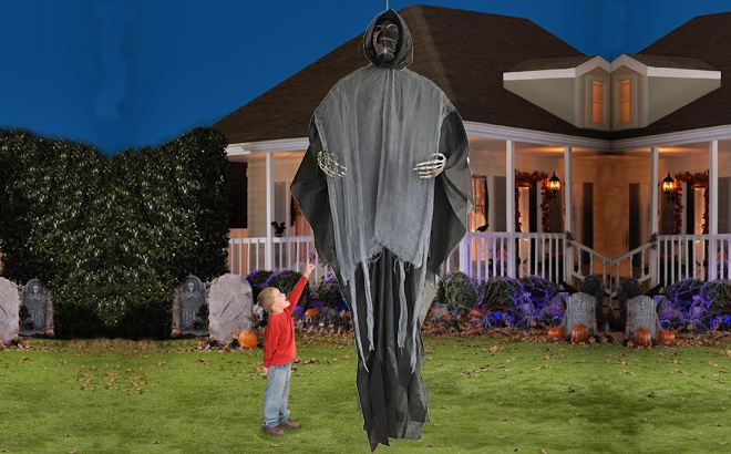 6-Foot Projection Face Reaper $15