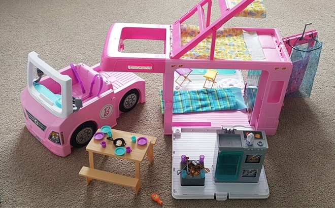  Barbie Pop-Up Camper Transforms into 3-Story Play Set with  Pool! : Toys & Games