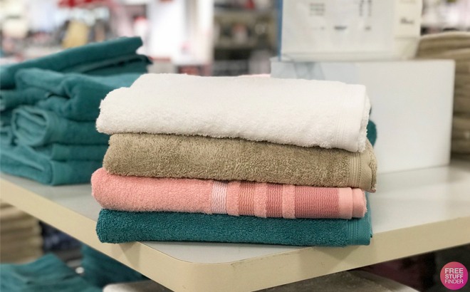 Bath Towels $3.88 at JCPenney (Reg $7)