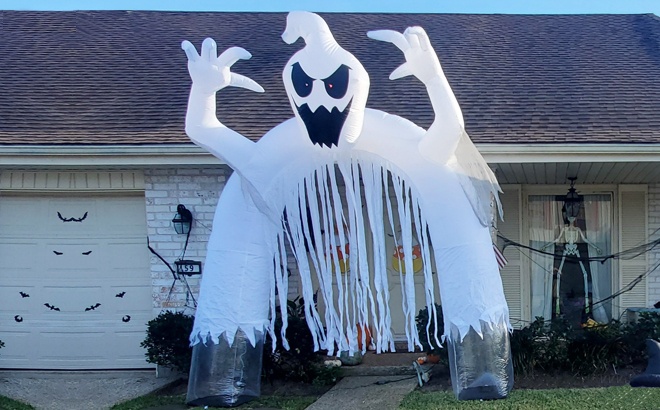 12-Feet Inflatable Ghost Archway $75 Shipped