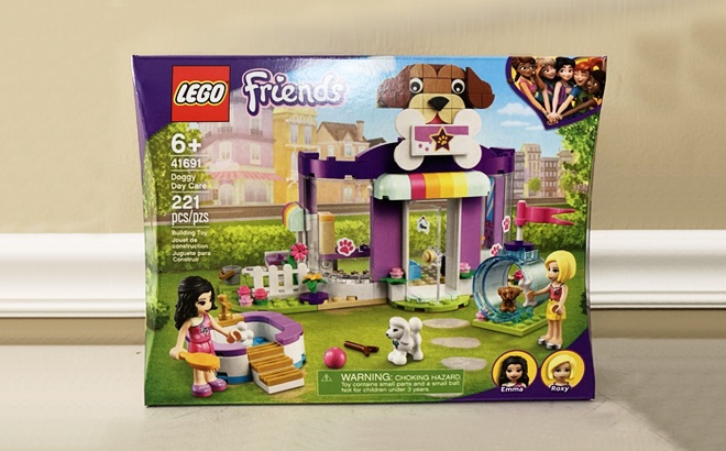 LEGO Friends Doggy Day Care Kit $15.99