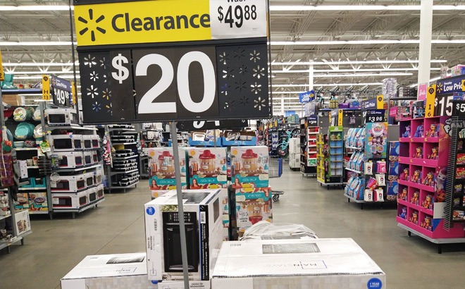 Walmart Clearance: Mainstays Microwave $20 (Reg $50)