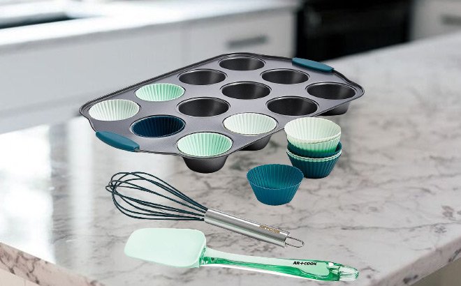 Art & Cook 15-Piece Cupcake Set $16.93