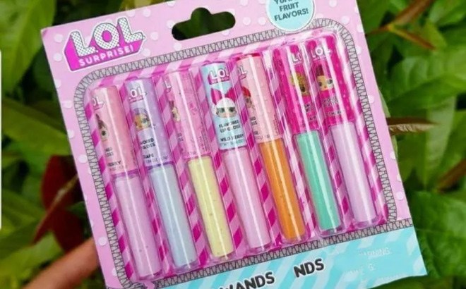L.O.L. Surprise! Lipgloss Wands 7-Piece $3.97