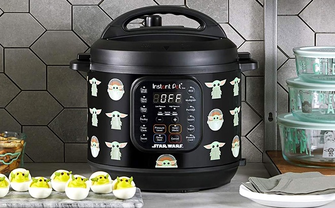 Star Wars Instant Pot Duo 6-Qt Pressure Cooker, Stormtrooper 