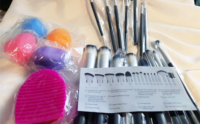 21-Piece Beauty Set $7.99!