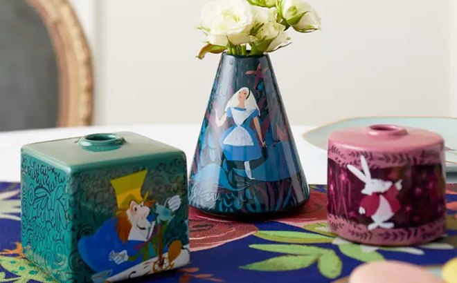 Alice in Wonderland Vase Set $16.98
