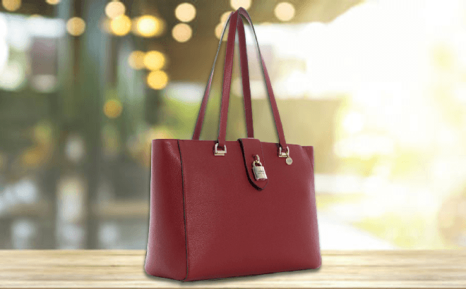 Guess Totes $70 Shipped