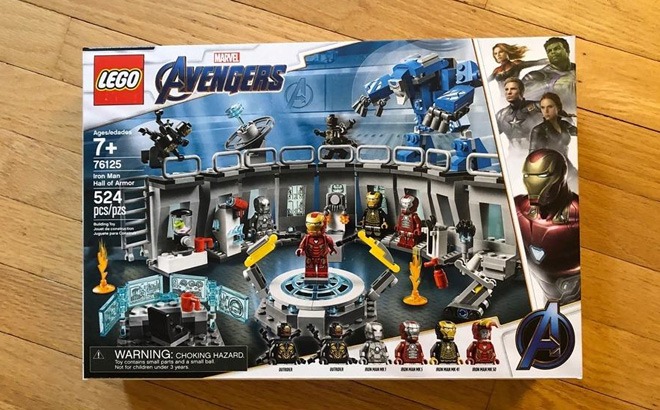 LEGO Avengers 524-Piece Set $39