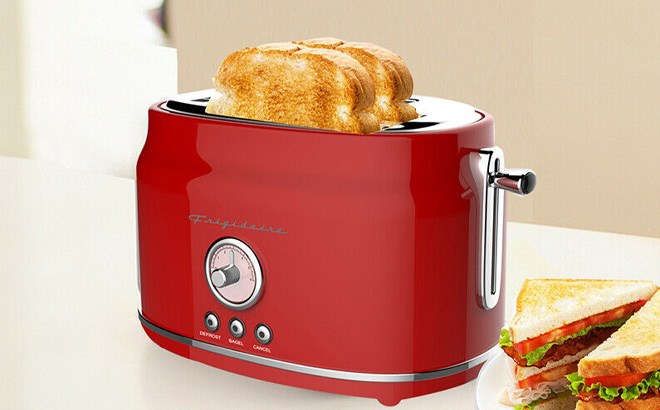 Frigidaire Toaster $25 Shipped (Reg $80)