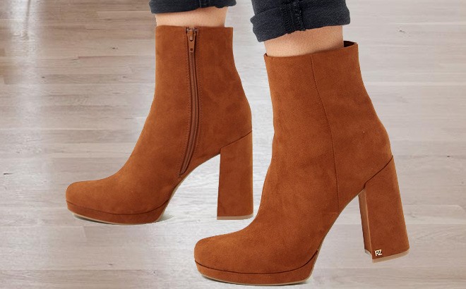 Women’s Boots $9.99