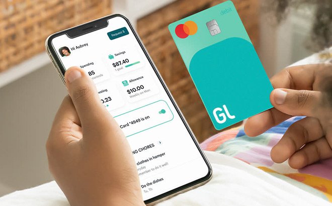 FREE 1-Month Trial of Greenlight to Teach Kids About Finances
