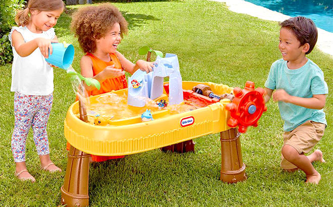 Little Tikes Island Wavemaker Water Table $49 Shipped