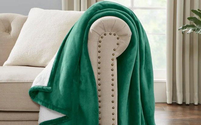Plush Sherpa Throw Blanket $13.99 Shipped