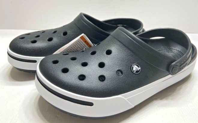Crocs Women’s Clogs $15 Shipped!