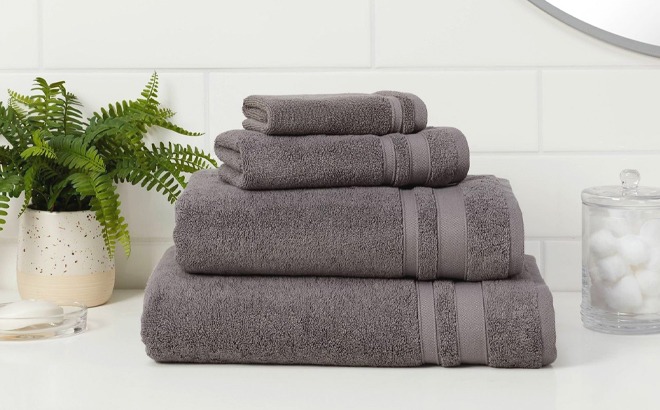 https://www.freestufffinder.com/wp-content/uploads/2022/06/Threshold-Bath-Towels.jpg