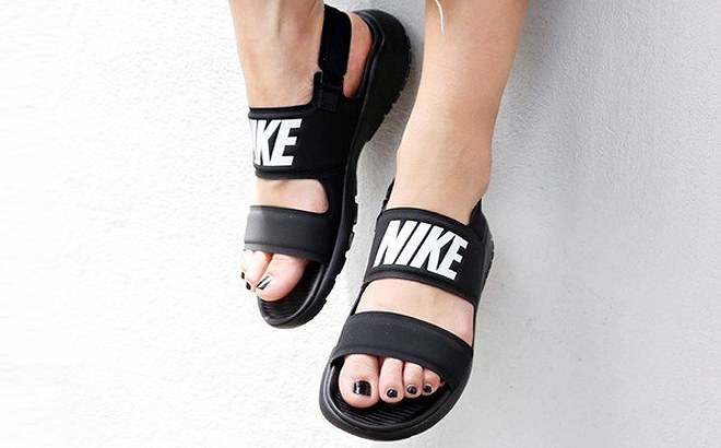 Platteland of Op de een of andere manier Nike Women's Sandals $26 Shipped | Free Stuff Finder