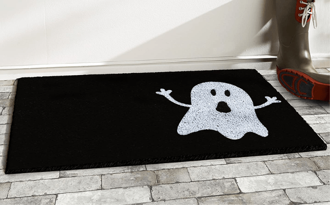 Halloween Ghost Doormat $15
