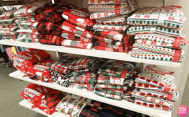 Christmas Girls Pajamas Set $5