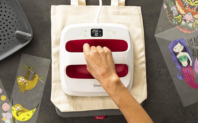 Cricut EasyPress 2 Just $79 Shipped at Amazon