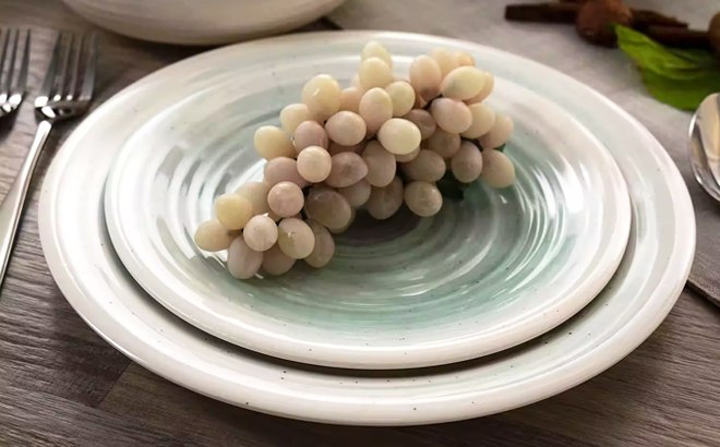 12-Piece Dinnerware Sets $35