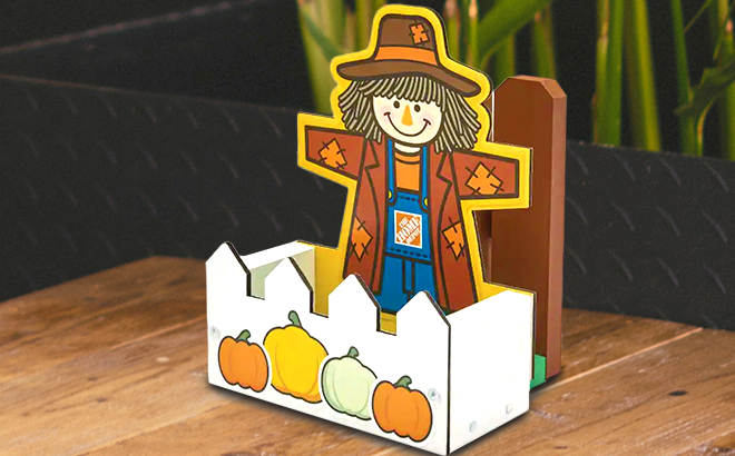FREE Scarecrow Napkin Holder Craft Kit (Today)
