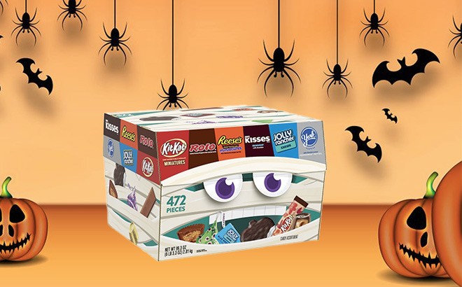 Hershey's Giant Halloween Candy Box $3.48 (472 Pieces Inside!)