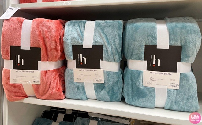 FREE Home Expressions Throw Blanket at JCPenney (New TCB Members!)