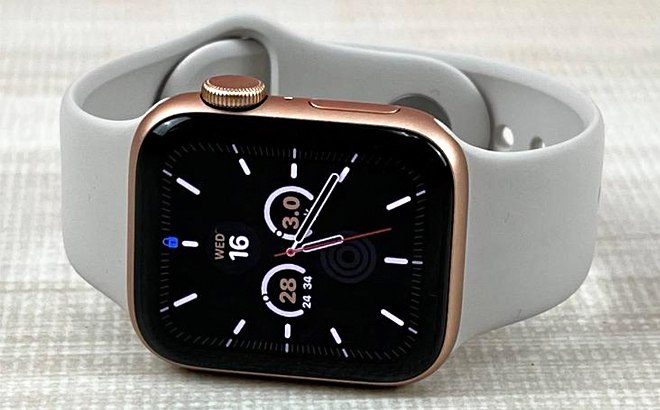 Apple Watch SE $188 Shipped