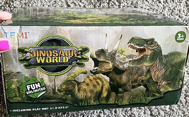 Realistic Jurassic Dinosaur Play Set $19