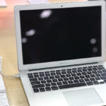 Apple 2020 MacBook Air 13 Inch Laptop 256GB 1