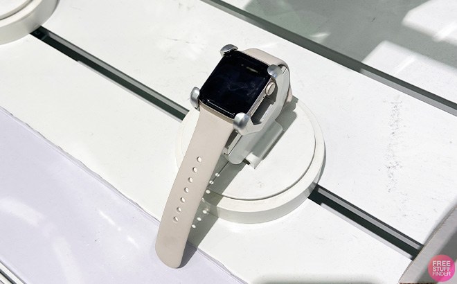 Apple Watch SE $219 Shipped
