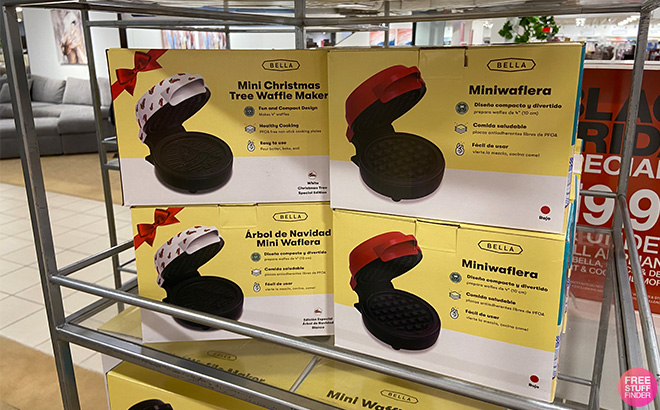 Bella Mini Waffle Maker $10