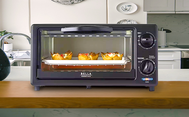 Bella 4-Slice Toaster Oven $17.99