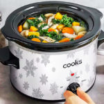 Cooks 1.5 Quart Holiday Slow Cooker 1