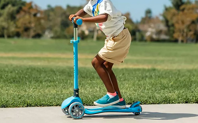 Kids 3-Wheel Scooter $14.91