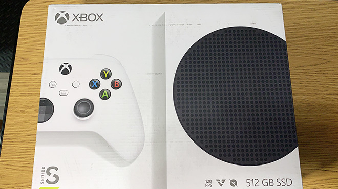 Xbox Series S – Holiday Console