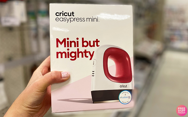 Cricut Mini EasyPress Is HERE! + a GIVEAWAY!