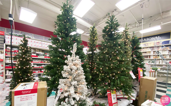 Pre-Lit 7-Foot Christmas Tree $129 Shipped